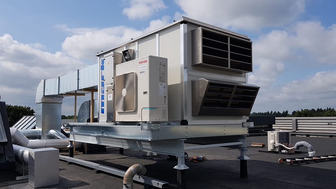 Saviez-vous que les unités de récupération de chaleur AIRSTREAM et les centrales de traitement d’air AHU de Mark peuvent également être fournies avec une pompe à chaleur intégrée ?