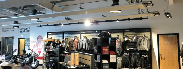 Les show-rooms de West Coast Motors chauffés par des panneaux radiants